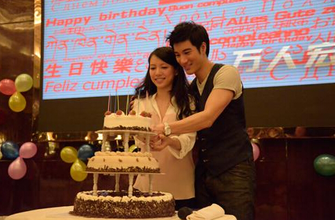 王力宏宣布老婆怀孕5个月 在台湾待产不出国