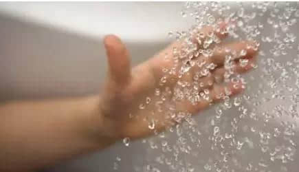 这几种洗澡水温 养生效果其实不一样