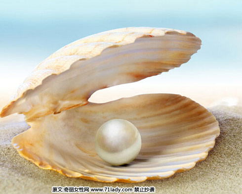选择1.珍珠的人,你很很有威严,而且对自己骄傲,你同时也很有爱心,而且个性纯真,充满智慧,冷静温和,在开口之前会先思考。
