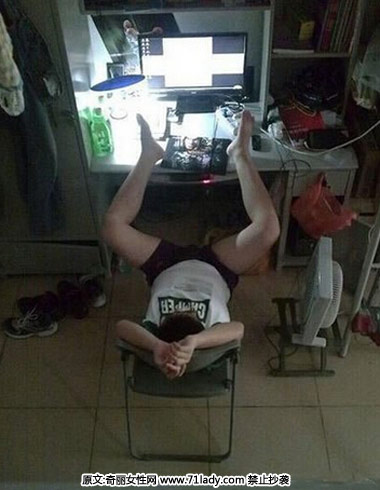 我在想,如果那个椅子倒了怎么办?