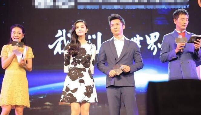 李晨范冰冰再次开启秀恩爱模式 共同出行疑似购买家具 李晨范冰冰再次开启秀恩爱模式 共同出行疑似购买家具