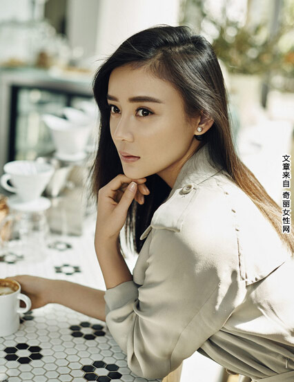 马甲线女王袁姗姗最新写真 享受初秋午后悠闲时光