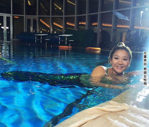 谢安琪郑欣宜性感写真曝光 变身美人鱼潜入海底