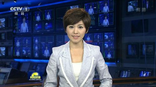 ˴