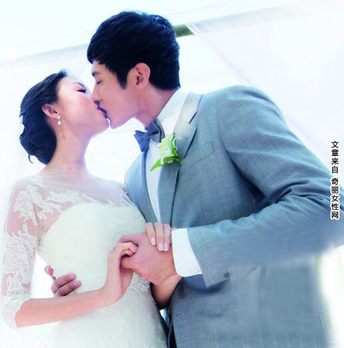 张梓琳婚纱照 确认已怀孕与老公婚纱照被扒