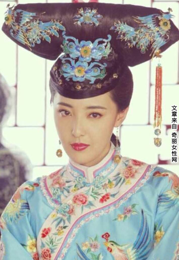 米露多情江山剧照 饰演多娜唯美古装剧照曝光