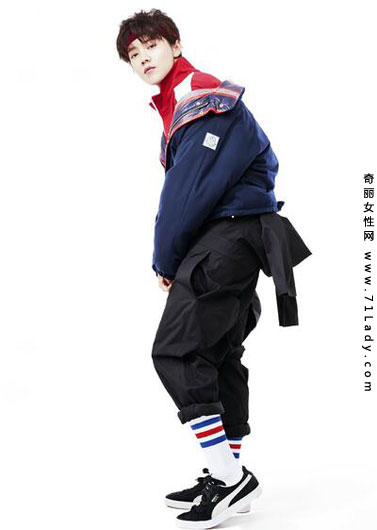 鹿晗亮相杂志封面 鹿晗登《嘉人》封面复古帅气