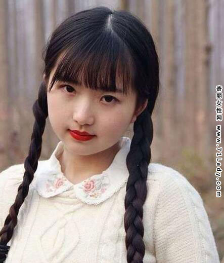 天山童姥爆红网络 35岁女子似少女被赞童颜美女