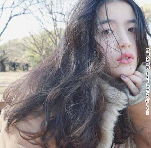 日法混血模特走红 12岁模特山田直美写真曝光