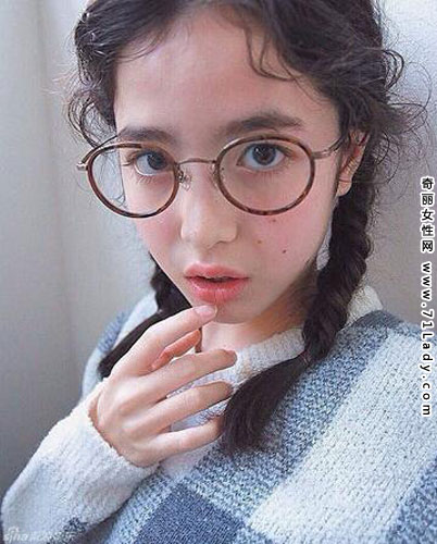 日法混血模特走红 12岁模特山田直美写真曝光