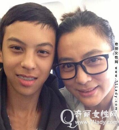 李玲玉儿子照片