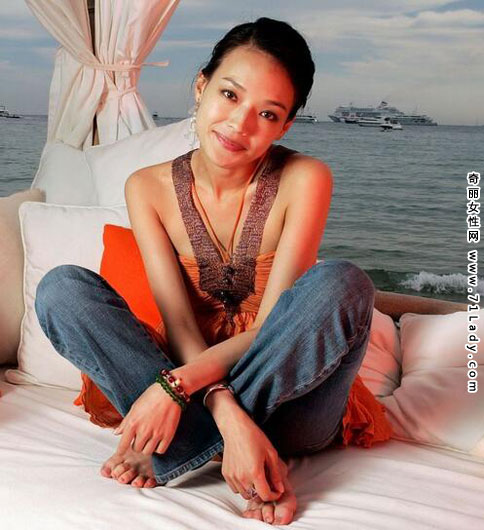 舒淇晒与女儿合影 舒淇海量美艳私房照被扒