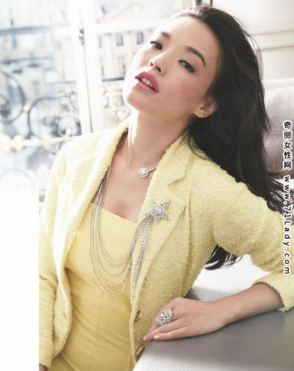 舒淇晒与女儿合影 舒淇海量美艳私房照被扒