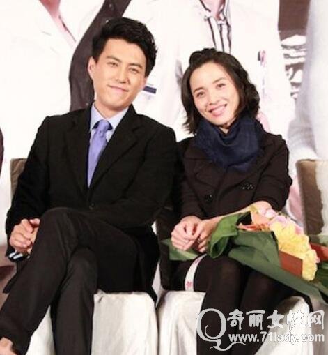 靳东老婆是谁 与老婆李佳因电视剧到爱的距离擦出火花