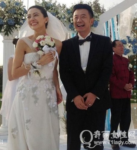 高圆圆黄海波结婚照