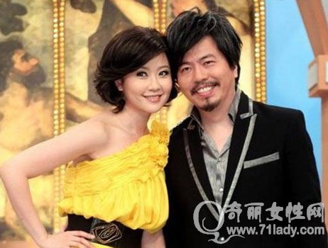 黄国伦老婆寇乃馨图片