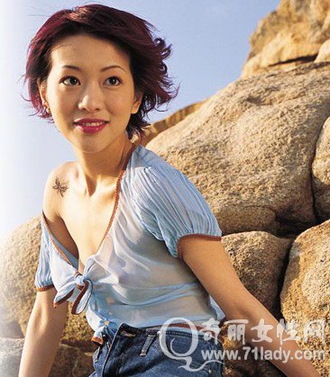 林雅诗露点