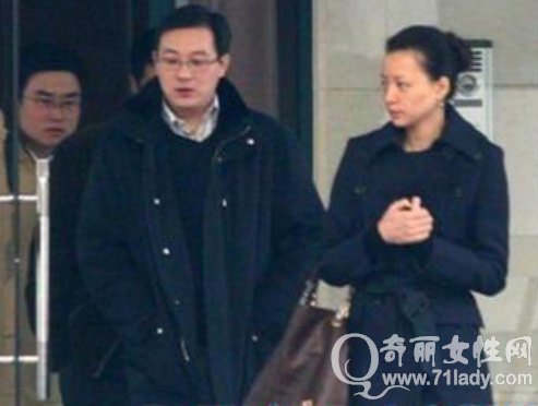 董卿老公