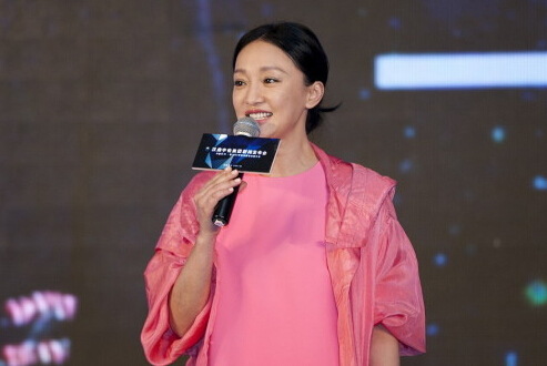 周迅出席活动破怀孕传闻 称很想当妈妈努力造人 周迅出席活动破怀孕传闻 称很想当妈妈努力造人