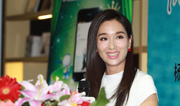 杨恭如清新依旧好似18岁 上节目大哭梨花带雨 杨恭如清新依旧好似18岁 上节目大哭梨花带雨