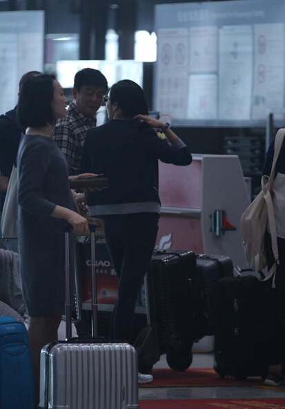 姚晨抢眼红唇咧嘴笑 婚姻美满幸福爆棚 姚晨抢眼红唇咧嘴笑 婚姻美满幸福爆棚