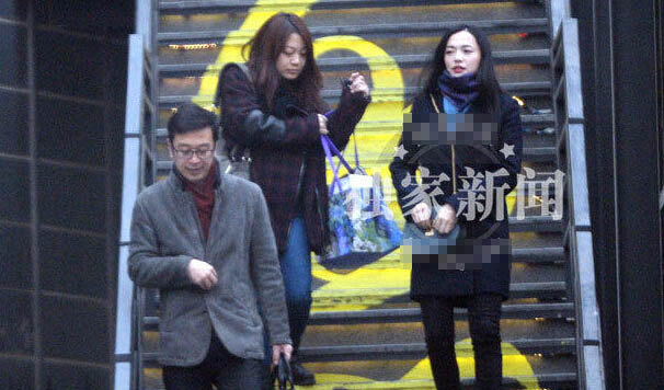 姚晨抢眼红唇咧嘴笑 婚姻美满幸福爆棚 姚晨抢眼红唇咧嘴笑 婚姻美满幸福爆棚