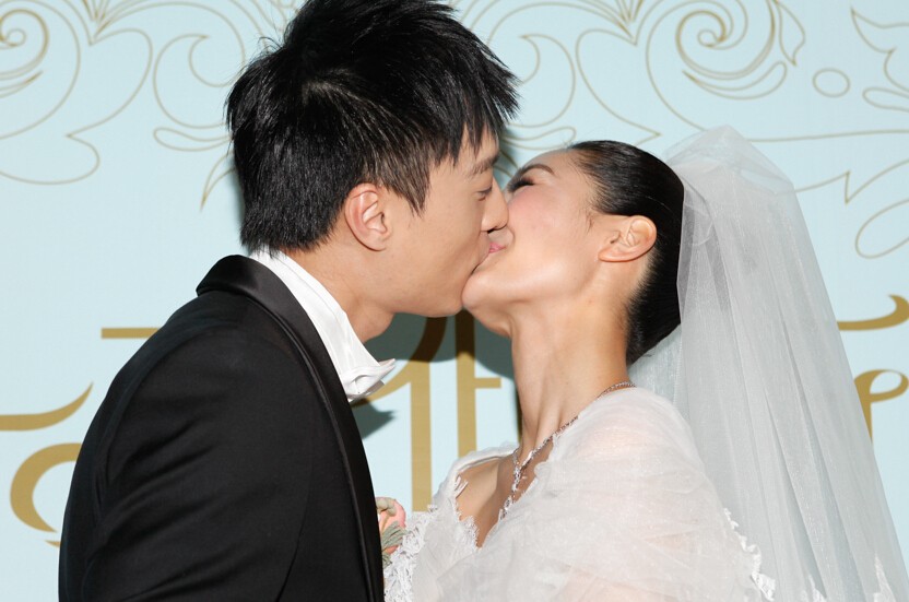 陶昕然何建泽大婚结束 现场高喊生一子一女 陶昕然何建泽大婚结束 现场高喊生一子一女