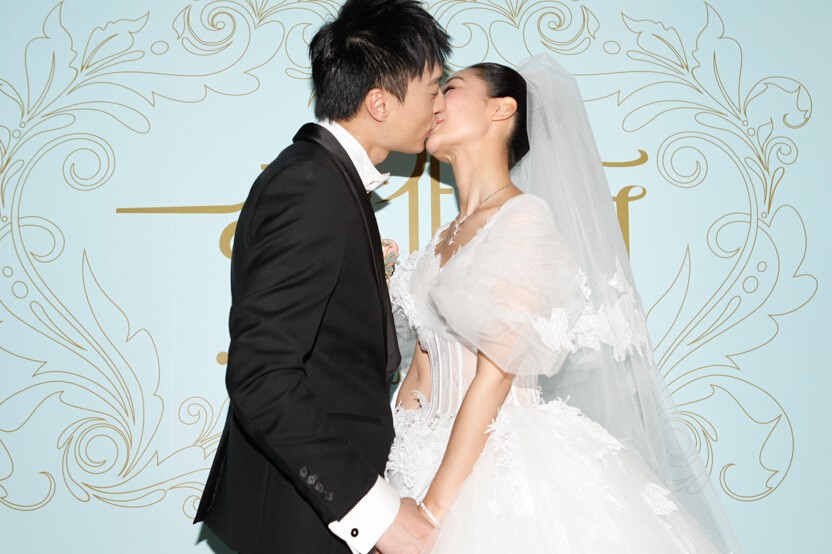 陶昕然何建泽大婚结束 现场高喊生一子一女 陶昕然何建泽大婚结束 现场高喊生一子一女