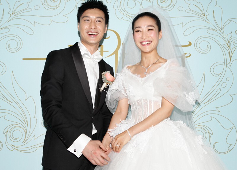 陶昕然何建泽大婚结束 现场高喊生一子一女 陶昕然何建泽大婚结束 现场高喊生一子一女